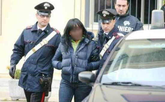 arrestati sant'antimo truffe online angelica scapin