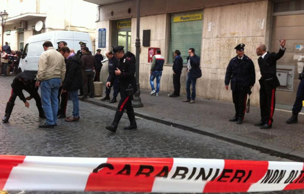 assalto portavalori ok assalto furgone poste maddaloni