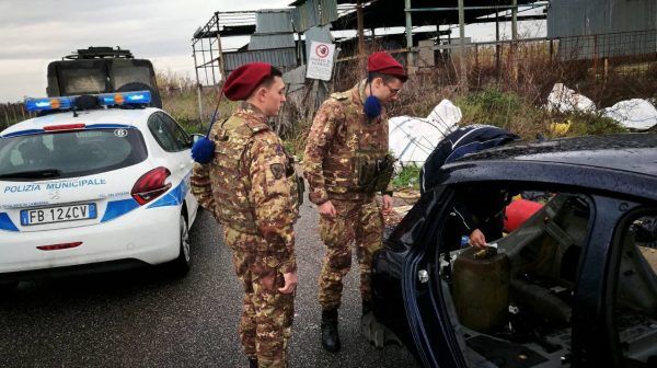 sequestro auto roghi giugliano