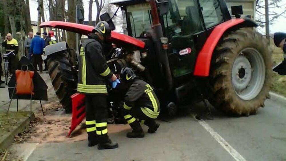 investito trattore caserta caserta investito trattore