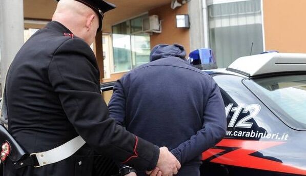 arresto carabinieri davide del giudice villaricca