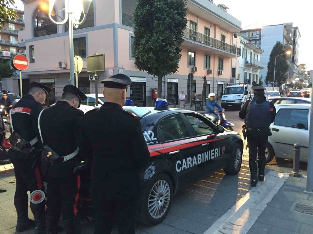 carabinieri sequestro motorini