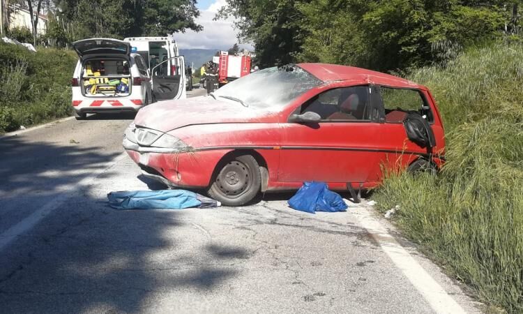 chiesanuova di treia incidente