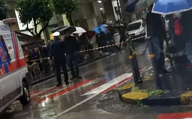 Spari a Nocera Inferiore fuori al bar Roma