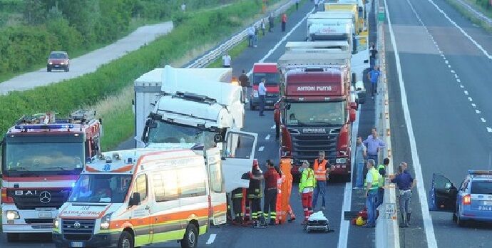 incidente sull'A1 morto