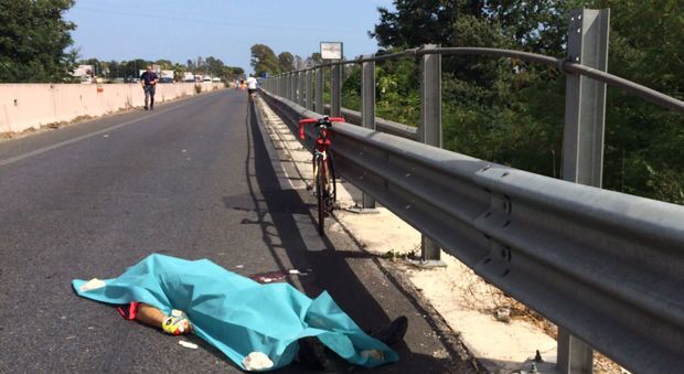 morto ciclista ss 89 manfredonia foggia