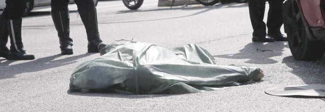 morto moto ferrara 26 luglio incidente