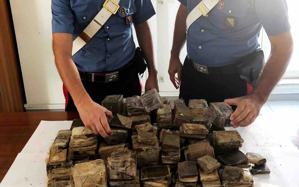 sequestro hashish calvizzano