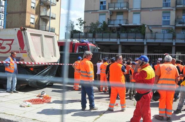 morto operaio piazza nazionale napoli vasto