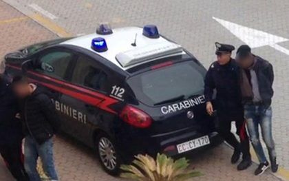arrestati carabinieri varcaturo fuga
