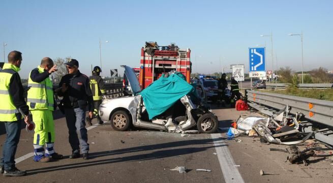 incidente gallipoli lecce morto oggi