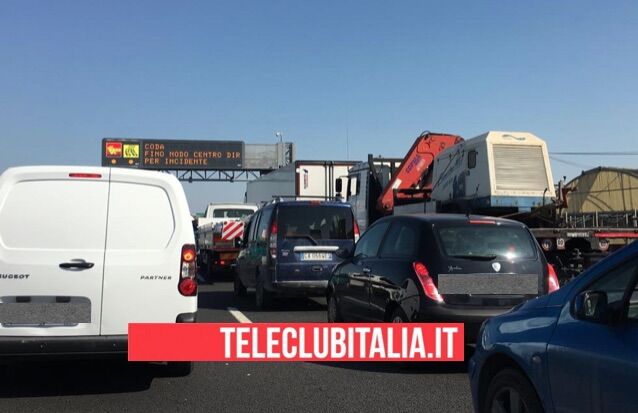 incidente napoli salerno 22 marzo