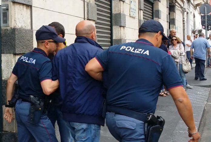 arresti banca rapina bari napoli roma