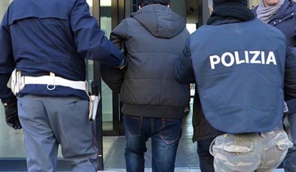 arresto napoli carmine esposito