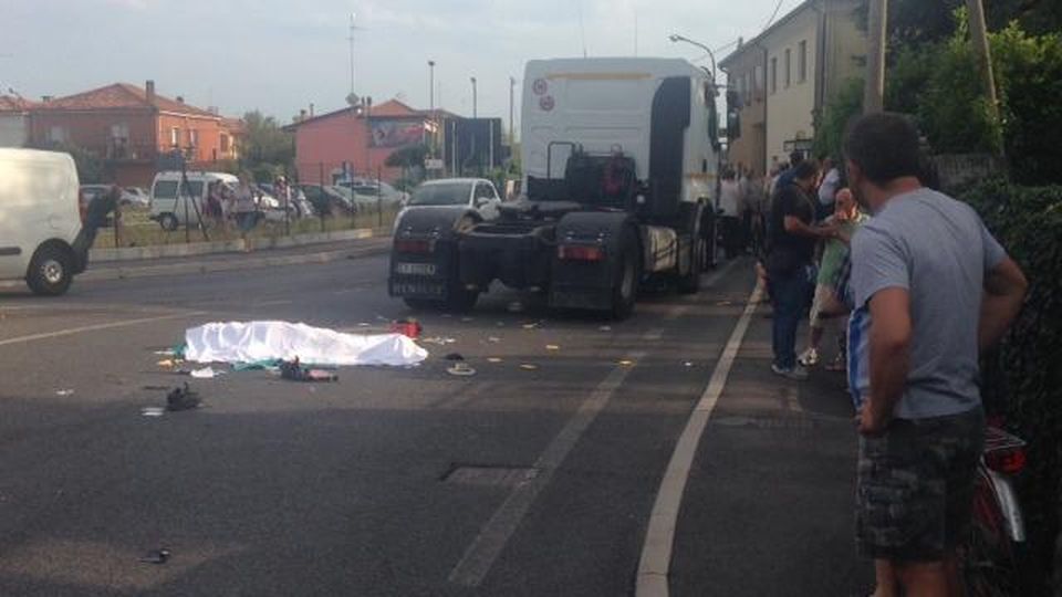 ciclista investito tiburtina morto