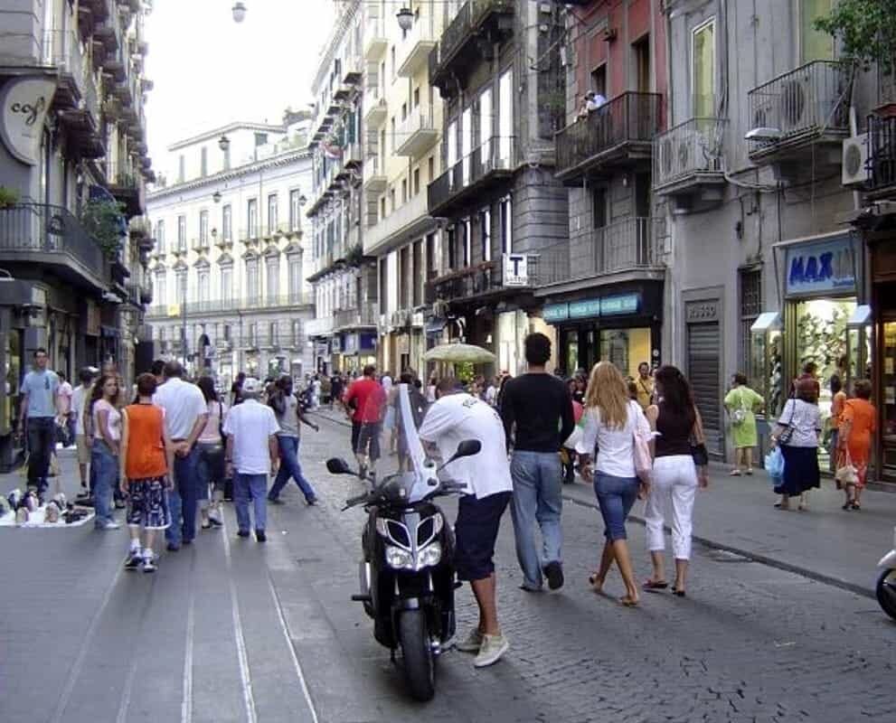 arrestato via toledo rapina in gioielleria giuseppe sorelli