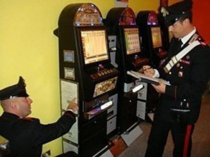 carabinieri slot machine