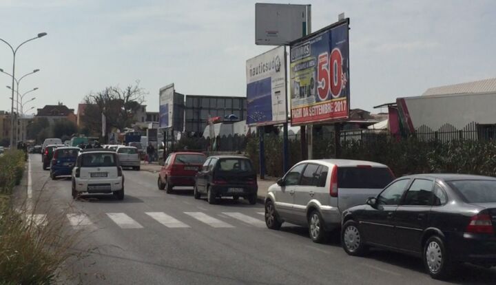 denunciato senegalese via pigna mercatino