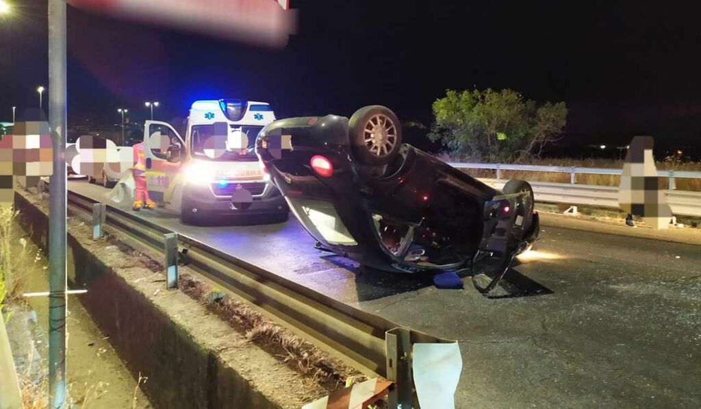 auto ribaltata morto bimbo 3 anni rosciano pescara