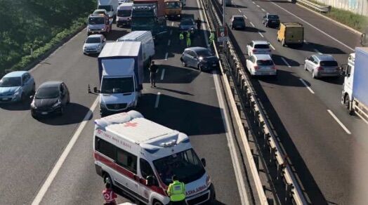 incidente tangenziale bari morto oggi 17 ottobre