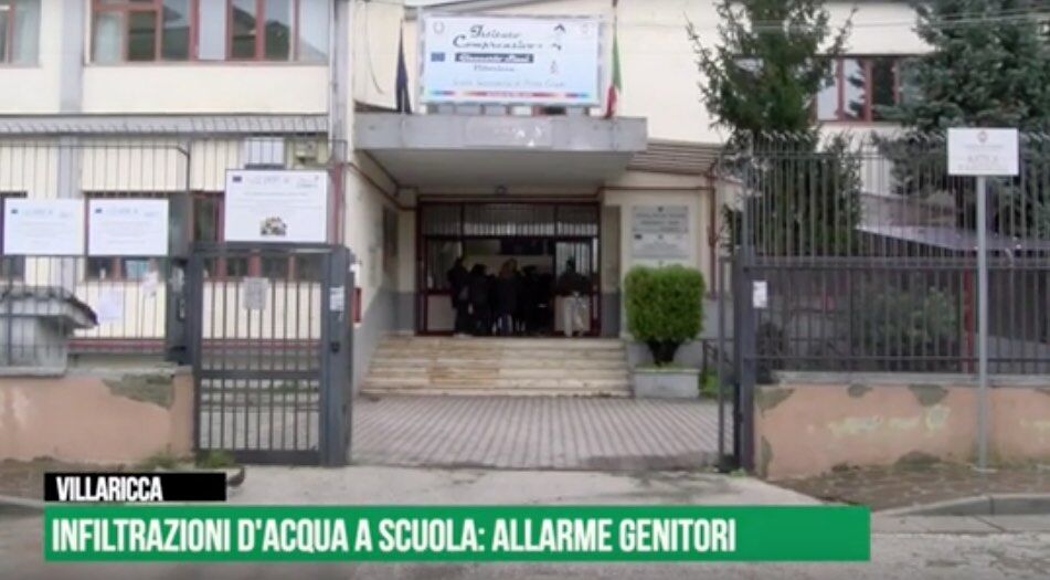 villaricca infiltrazioni scuola