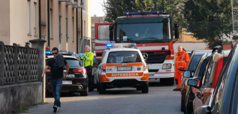 salerno donna morta via leonardo