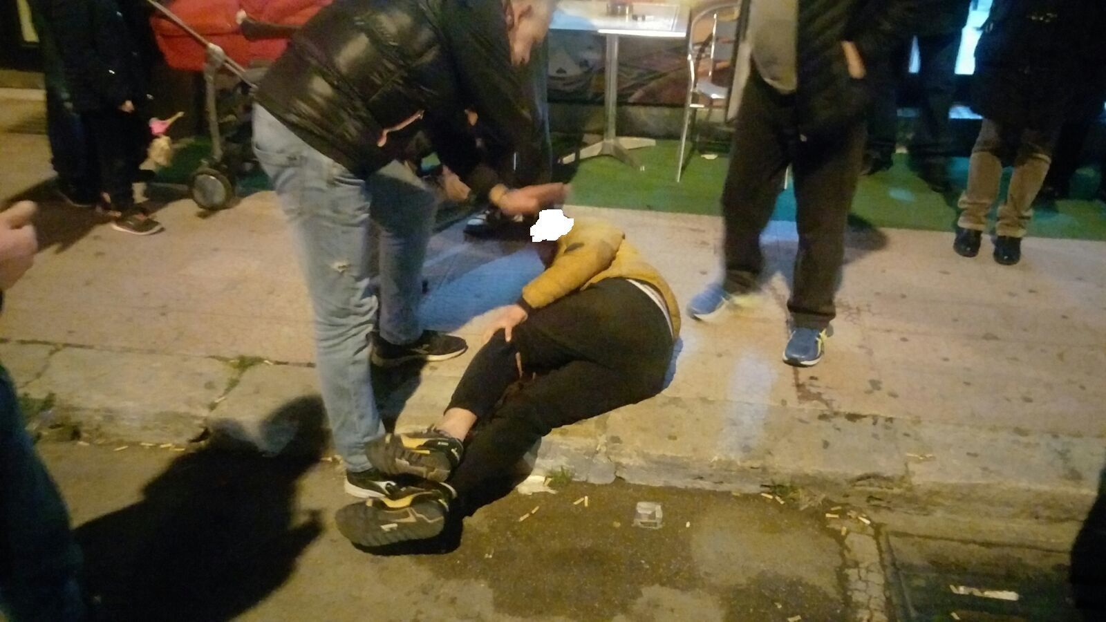 napoli 14enne aggredito piazza cavour