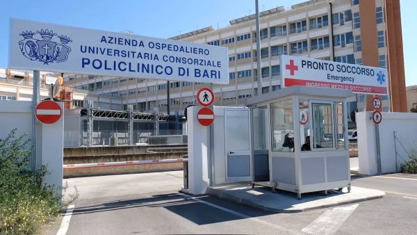 bari morto operaio in nero