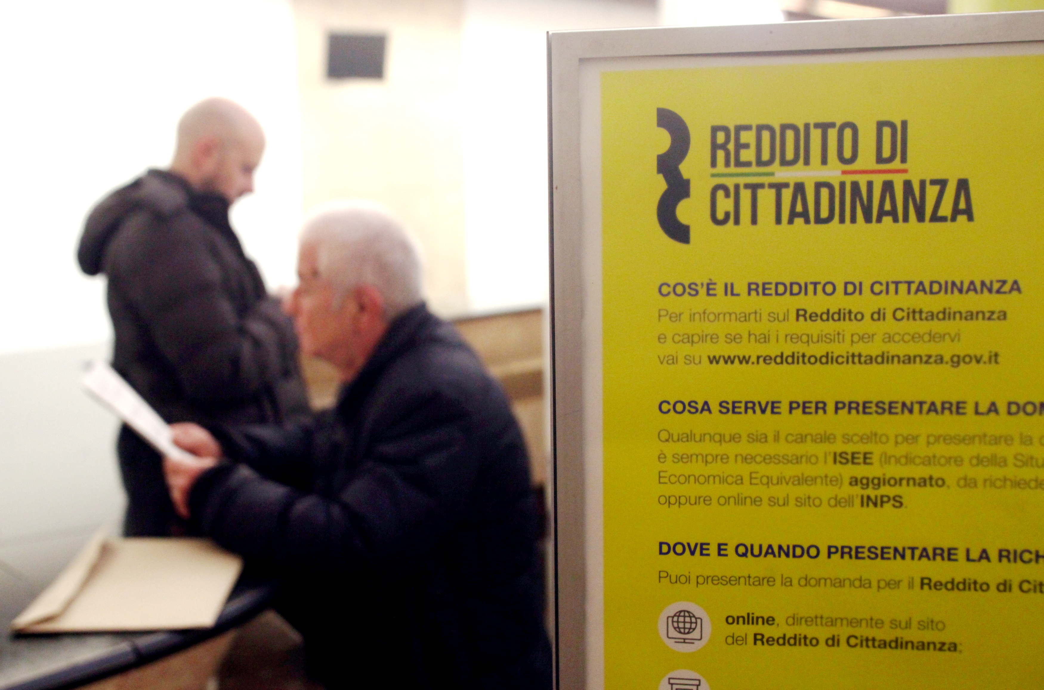 reddito di cittadinanza sospensione