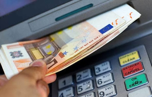 bancomat ruba soldi coronavirus anziana bologna