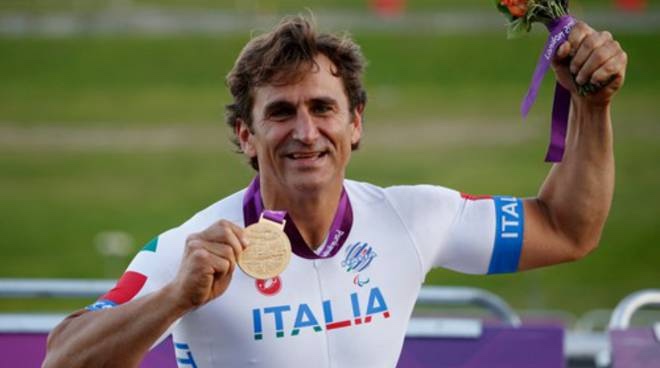 chi è alex zanardi età moglie figlio gambe