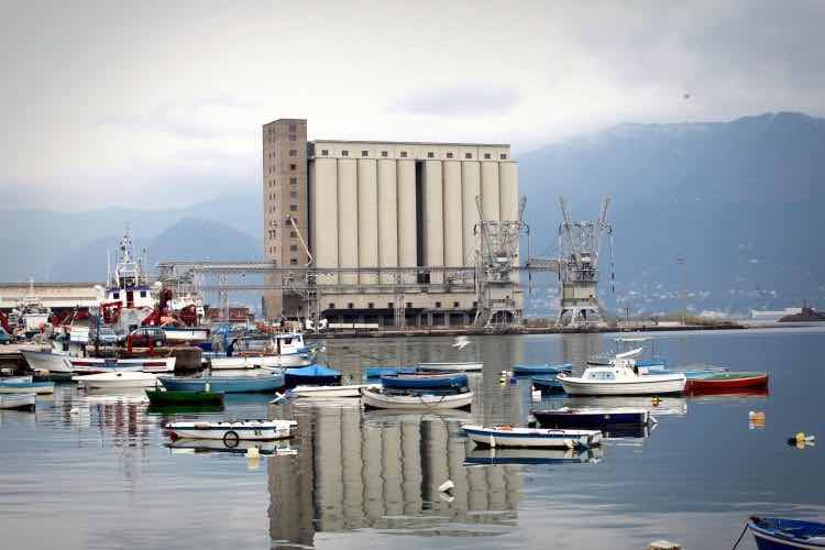 morto porto torre annunziata