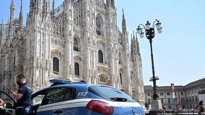 duomo milano ostaggio