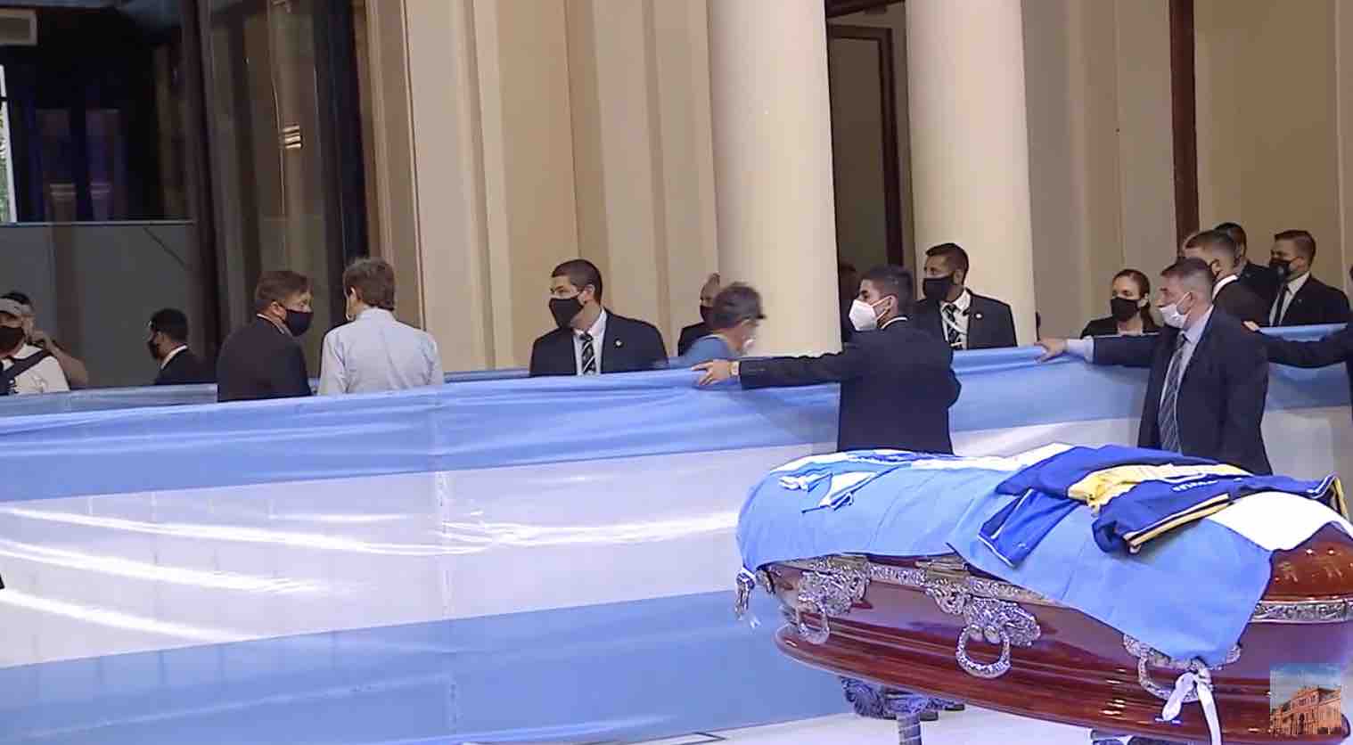 diretta camera ardente maradona