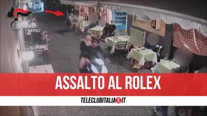 quartieri spagnoli rapinati turisti due arresti