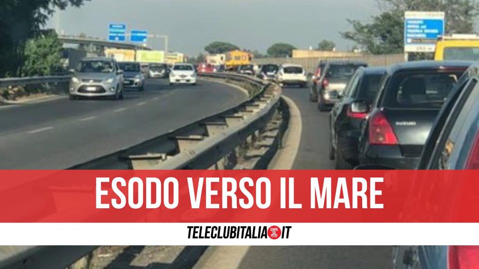 traffico in tilt domiziana asse mediano weekend luglio