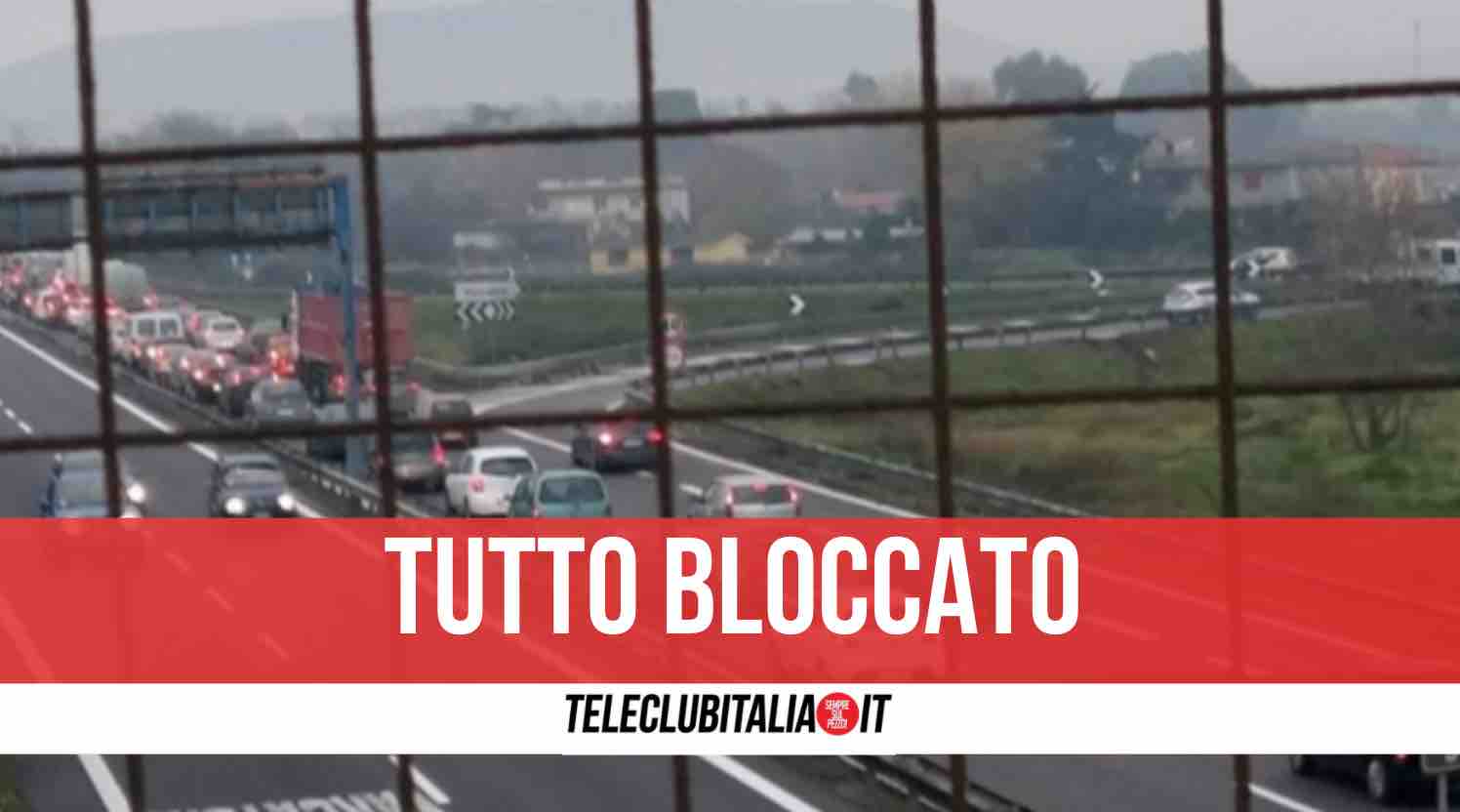 incidente domitiana traffico tangenziale