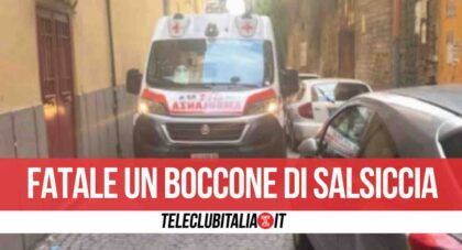 Napoli, pranzo si trasforma in tragedia: uomo muore soffocato