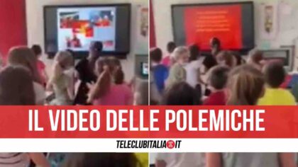 Alunni costretti a cantare inno della Roma in classe, la protesta del papà laziale: “Mio figlio piangeva”