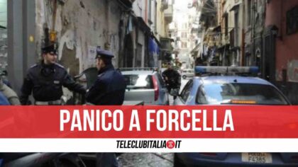 Follia a Napoli, travolgono donna con lo scooter poi la colluttazione con chi l’ha soccorsa