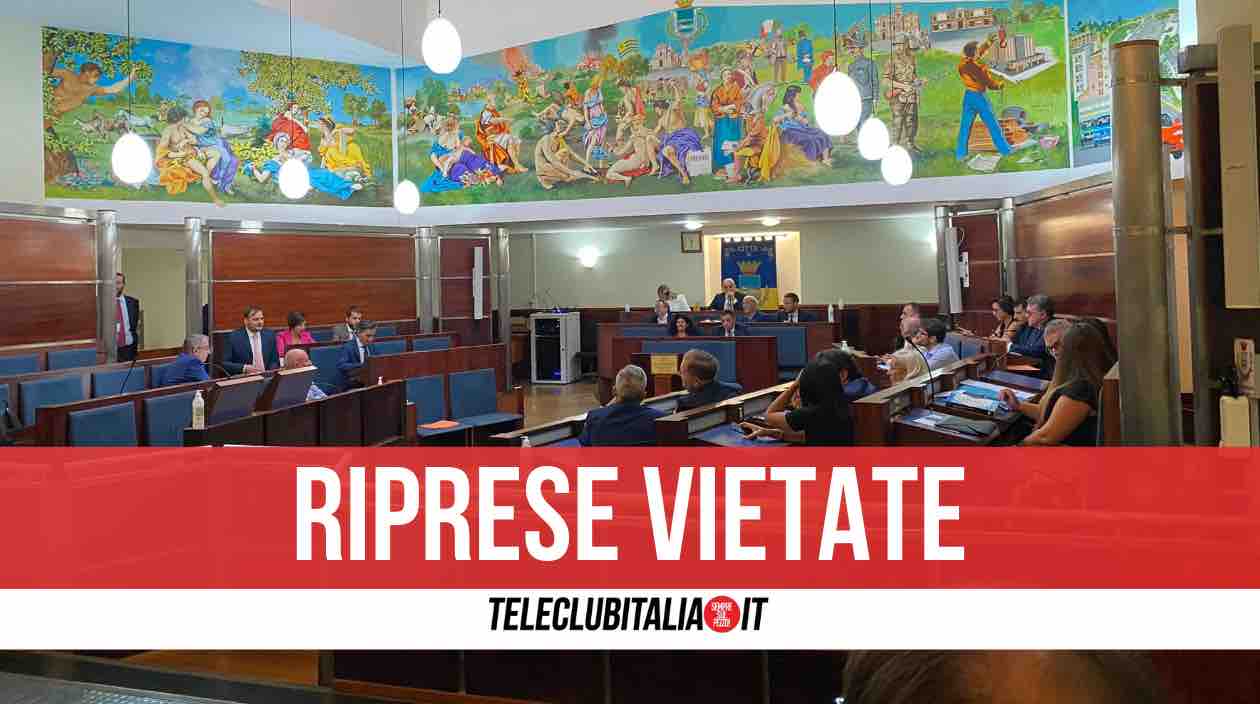 giugliano telecamere vietate consiglio comunale