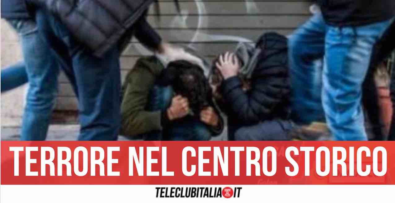 Napoli, prima la rapina poi la violenza sessuale: l'incubo vissuto da 3 studenti