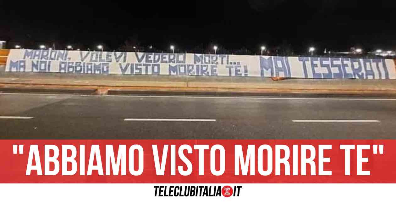 Napoli, lo striscione della vergogna contro Roberto Maroni