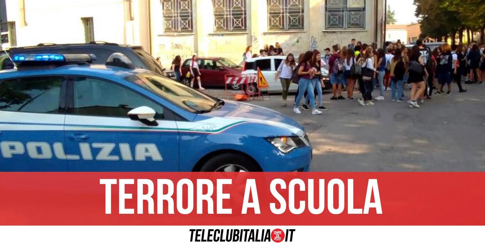 bomba esplosa istituti rossini via terracina napoli