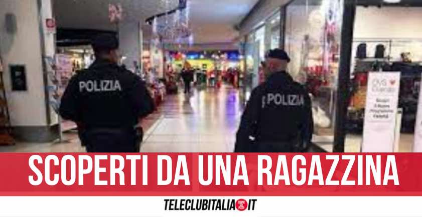 Sorpresi a farlo nel centro commerciale: interviene la Polizia per farli smettere