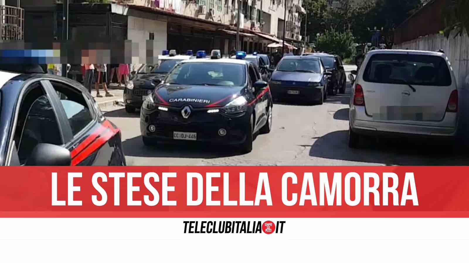 Napoli, sparatoria in pieno giorno: colpite diverse abitazioni