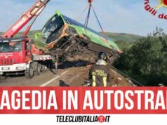 Tragedia sulla Napoli-Canosa, autobus finisce in un burrone: ci sono vittime