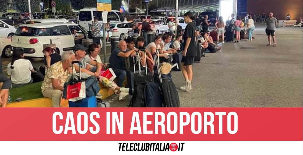napoli capodichino bloccati viaggiatori