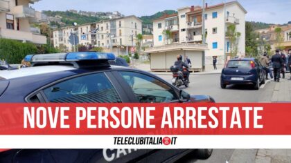 Salerno, operazione anti droga dei carabinieri: nove pusher in manette