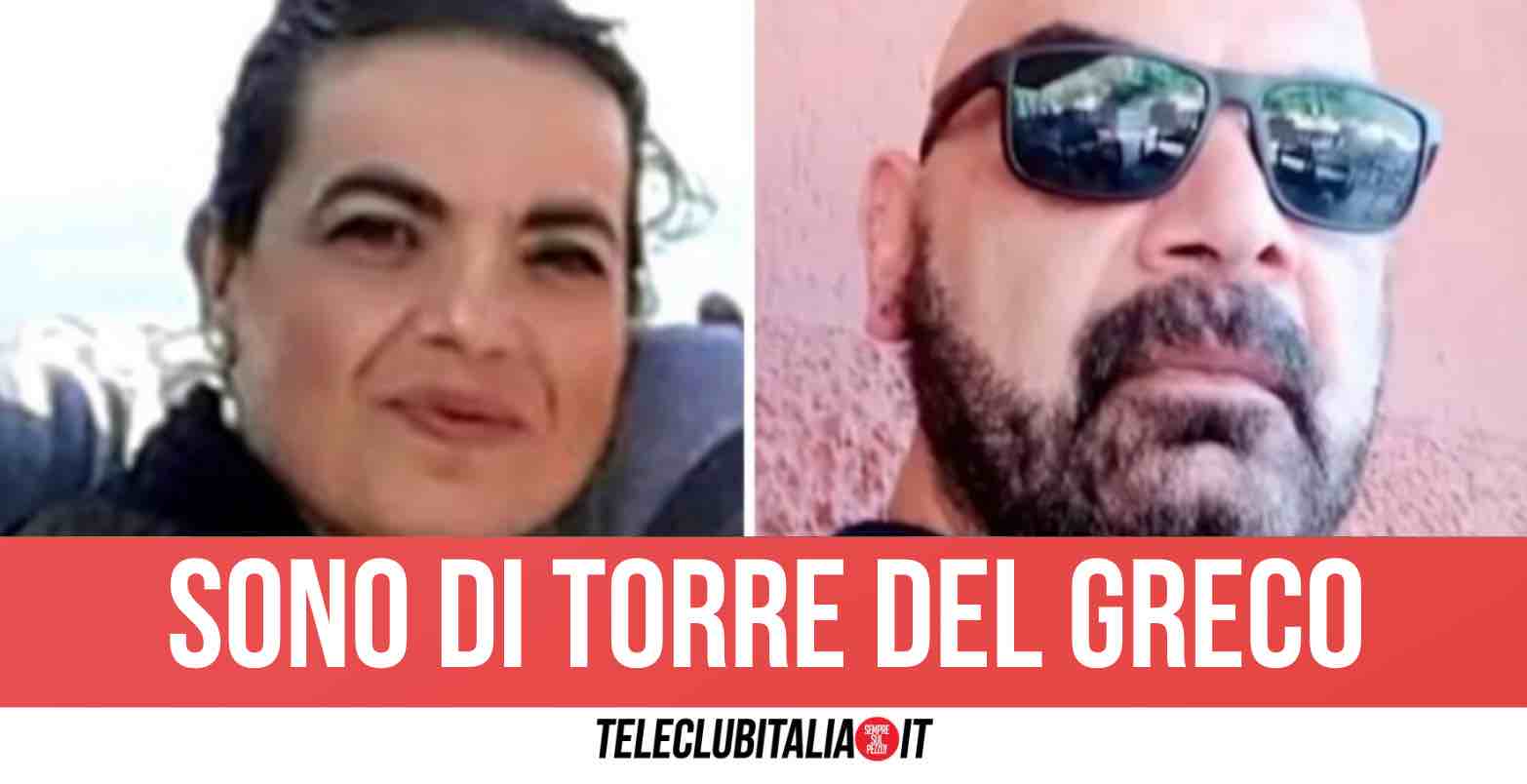 Uccide l'ex moglie con 15 coltellate dopo una lite: 